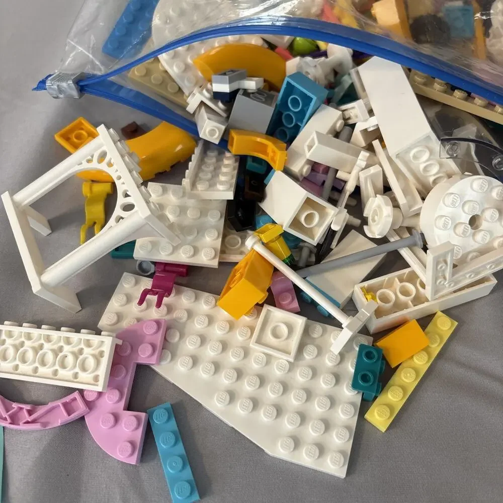 Lego Friends Bulk Lot - Over 3 Pound of Assorted Colors & Sizes Dotz Bracelet